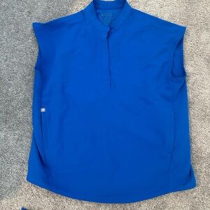 EUC figs Rafaela oversized scrub top